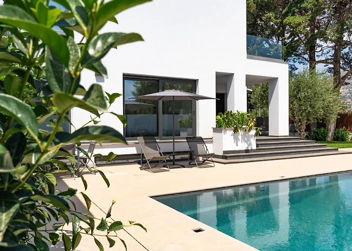 Villa Tina *