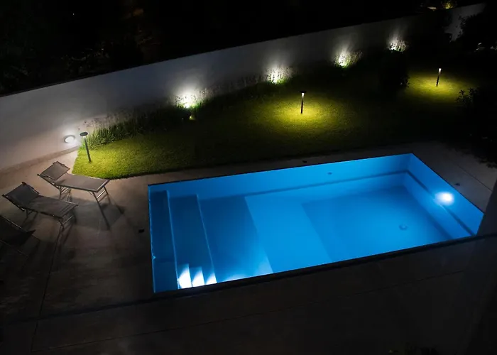 Tina Villa Mondello